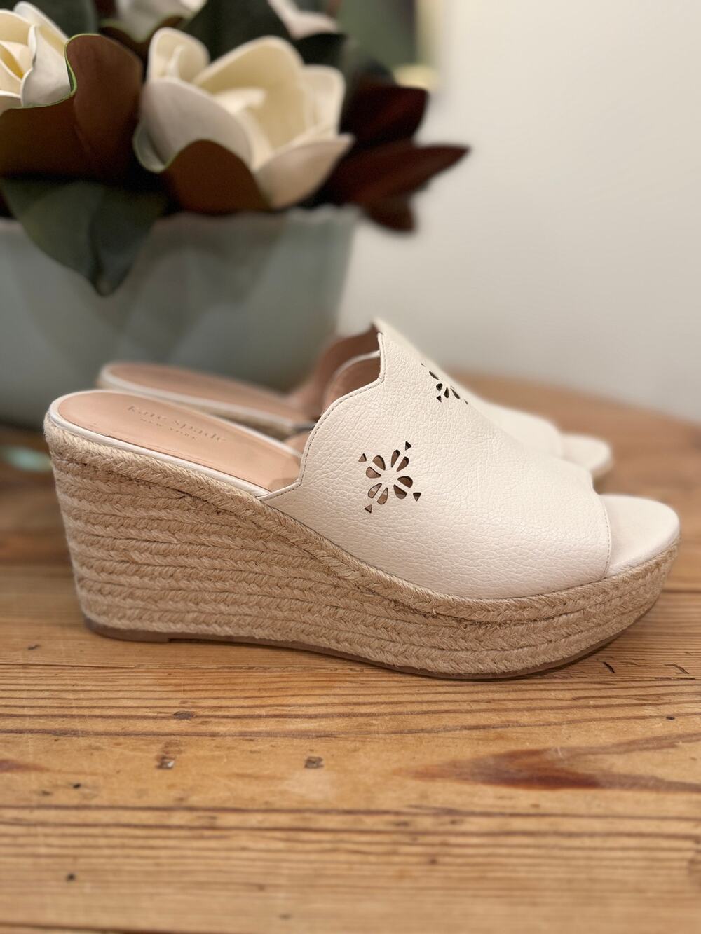 Kate Spade White Leather Espadrille Wedge Slide Sandals Laser Cut Size 10M